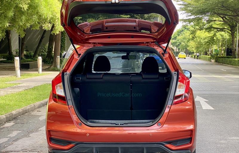 ขายรถเก๋งมือสอง honda jazz รถปี2018 รหัส 77523 รูปที่5 ขายรถเก๋งมือสอง honda jazz รถปี2018 รหัส 77523 รูปที่5