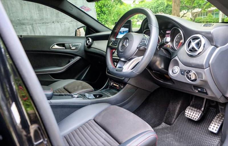 ขายรถเก๋งมือสอง-mercedes-benz-เมอร์เซเดสเบนซ์-gla250-รถปี2019-รหัส77535-58cc9692.jpg ขายรถเก๋งมือสอง-mercedes-benz-เมอร์เซเดสเบนซ์-gla250-รถปี2019-รหัส77535-58cc9692.jpg