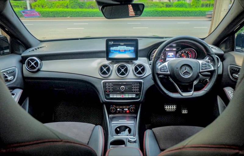 ขายรถเก๋งมือสอง mercedes-benz gla250 รถปี2019 รหัส 77535 รูปที่6