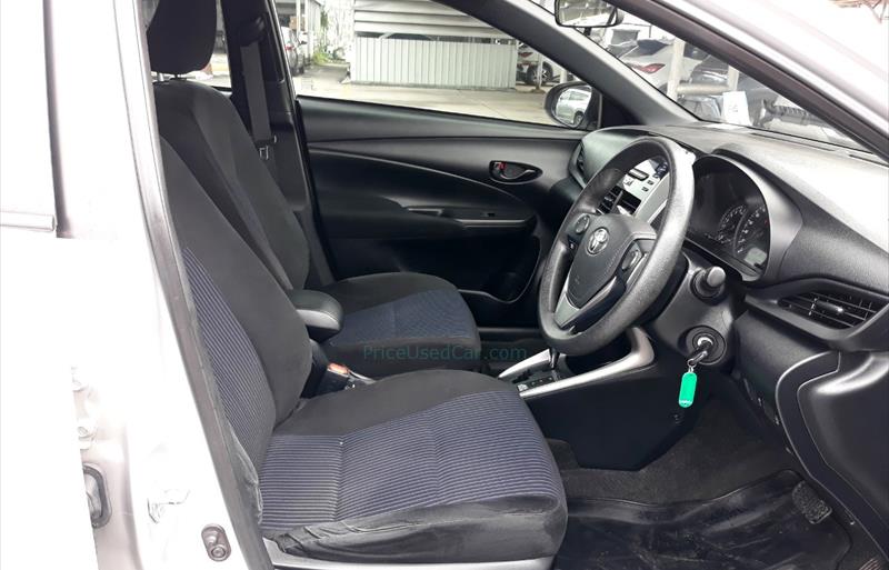 ขายรถเก๋งมือสอง-toyota-โตโยต้า-yaris-ยาริส-รถปี2020-รหัส77559-a808ba06.jpg ขายรถเก๋งมือสอง-toyota-โตโยต้า-yaris-ยาริส-รถปี2020-รหัส77559-a808ba06.jpg