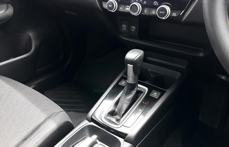 ขายรถเก๋งมือสอง-honda-ฮอนด้า-city-ซิตี้-รถปี2022-รหัส77562-f2aa648c.jpg ขายรถเก๋งมือสอง-honda-ฮอนด้า-city-ซิตี้-รถปี2022-รหัส77562-f2aa648c.jpg