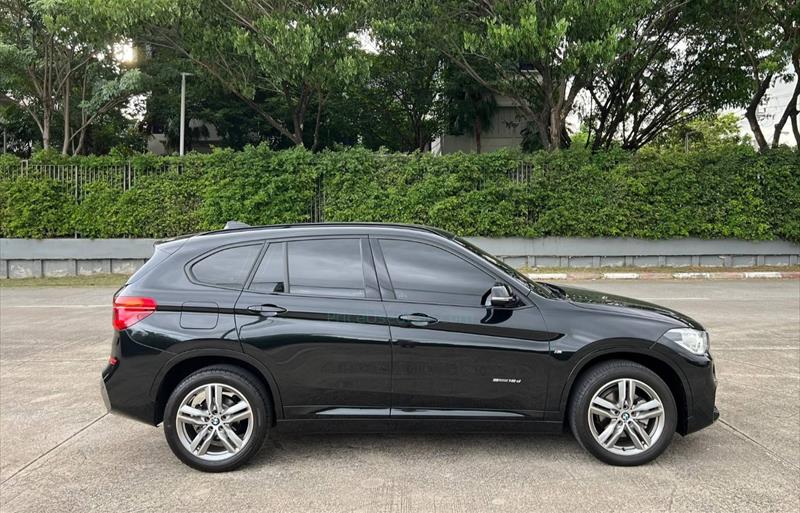 ขายรถ-suv-มือสอง-bmw-บีเอ็มดับบลิว-x1-เอ็กซ์1-รถปี2017-รหัส77572-084131b5.jpg ขายรถ-suv-มือสอง-bmw-บีเอ็มดับบลิว-x1-เอ็กซ์1-รถปี2017-รหัส77572-084131b5.jpg