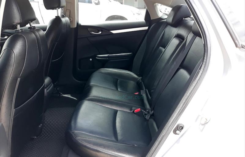 ขายรถเก๋งมือสอง-honda-ฮอนด้า-civic-ซีวิค-รถปี2018-รหัส77592-8a8435cc.jpg ขายรถเก๋งมือสอง-honda-ฮอนด้า-civic-ซีวิค-รถปี2018-รหัส77592-8a8435cc.jpg