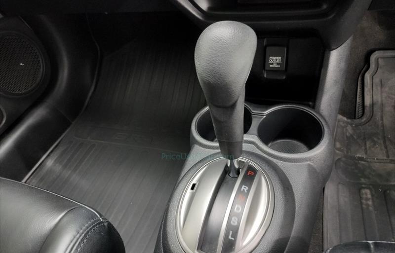 ขายรถ-suv-มือสอง-honda-ฮอนด้า-br-v-บีอาร์วี-รถปี2019-รหัส77618-852ff322.jpg ขายรถ-suv-มือสอง-honda-ฮอนด้า-br-v-บีอาร์วี-รถปี2019-รหัส77618-852ff322.jpg