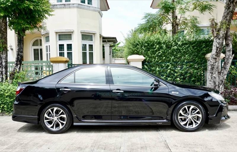 ขายรถเก๋งมือสอง toyota camry รถปี2017 รหัส 77621 รูปที่4