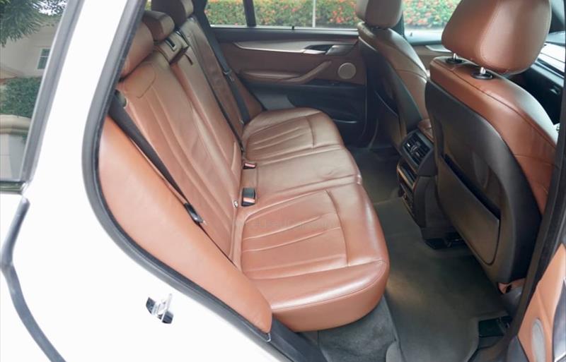 ขายรถ-suv-มือสอง-bmw-บีเอ็มดับบลิว-x5-เอ็กซ์5-รถปี2015-รหัส77623-1e06afd8.jpg ขายรถ-suv-มือสอง-bmw-บีเอ็มดับบลิว-x5-เอ็กซ์5-รถปี2015-รหัส77623-1e06afd8.jpg
