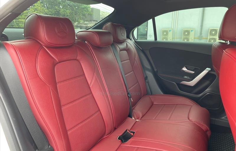 ขายรถเก๋งมือสอง-mercedes-benz-เมอร์เซเดสเบนซ์-a200-รถปี2019-รหัส77624-010fe055.jpg ขายรถเก๋งมือสอง-mercedes-benz-เมอร์เซเดสเบนซ์-a200-รถปี2019-รหัส77624-010fe055.jpg