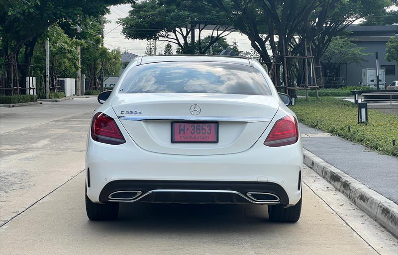 ขายรถเก๋งมือสอง-mercedes-benz-เมอร์เซเดสเบนซ์-c220-รถปี2020-รหัส77625-8601ddbc.jpg ขายรถเก๋งมือสอง-mercedes-benz-เมอร์เซเดสเบนซ์-c220-รถปี2020-รหัส77625-8601ddbc.jpg
