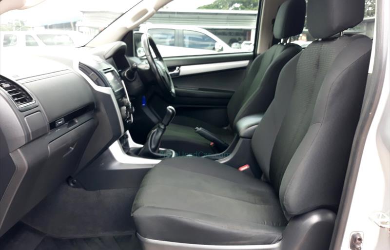 ขายรถกระบะมือสอง-isuzu-อีซูซุ-d-max-ดีแมคซ์-รถปี2019-รหัส77636-b8aac1f6.jpg ขายรถกระบะมือสอง-isuzu-อีซูซุ-d-max-ดีแมคซ์-รถปี2019-รหัส77636-b8aac1f6.jpg