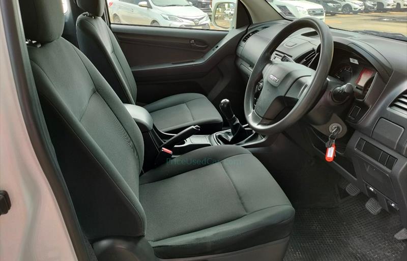 ขายรถกระบะมือสอง-isuzu-อีซูซุ-d-max-ดีแมคซ์-รถปี2018-รหัส77641-5ef9c391.jpg ขายรถกระบะมือสอง-isuzu-อีซูซุ-d-max-ดีแมคซ์-รถปี2018-รหัส77641-5ef9c391.jpg