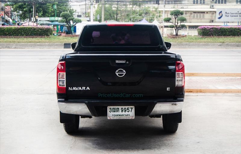 ขายรถกระบะมือสอง nissan np-300-navara รถปี2017 รหัส 77673 รูปที่5