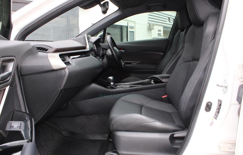 ขายรถเก๋งมือสอง-toyota-โตโยต้า-chr-ซีเอชอาร์-รถปี2018-รหัส77675-f272adc7.jpg ขายรถเก๋งมือสอง-toyota-โตโยต้า-chr-ซีเอชอาร์-รถปี2018-รหัส77675-f272adc7.jpg