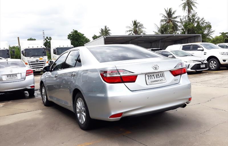 ขายรถเก๋งมือสอง toyota camry รถปี2018 รหัส 77679 รูปที่3