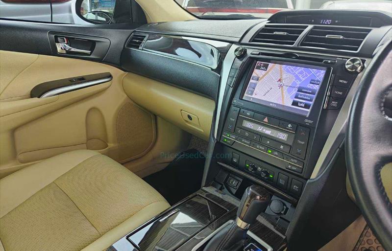 ขายรถเก๋งมือสอง toyota camry รถปี2016 รหัส 77681 รูปที่10