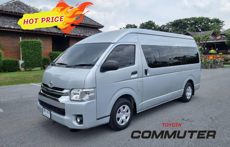 รถตู้มือสอง  TOYOTA COMMUTER 3.0 รถปี2017