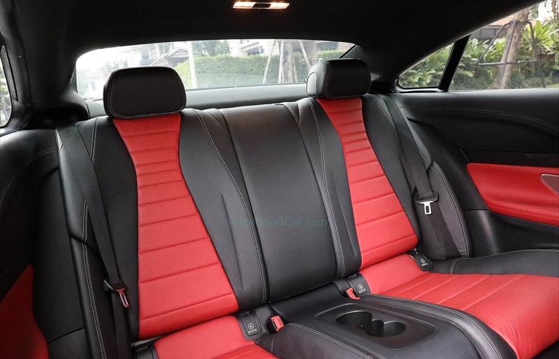 ขายรถเก๋งมือสอง-mercedes-benz-เมอร์เซเดสเบนซ์-e300-อีสามศูนย์ศูนย์-รถปี2017-รหัส77694-8c840762.jpg ขายรถเก๋งมือสอง-mercedes-benz-เมอร์เซเดสเบนซ์-e300-อีสามศูนย์ศูนย์-รถปี2017-รหัส77694-8c840762.jpg