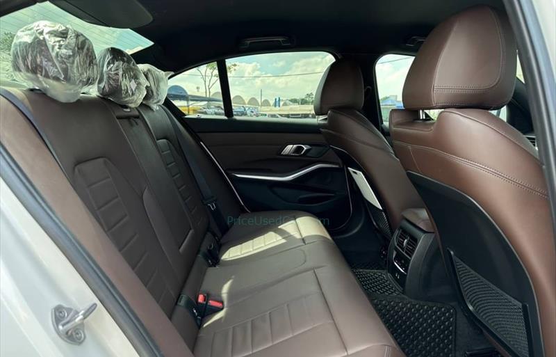 ขายรถเก๋งมือสอง-bmw-บีเอ็มดับบลิว-320d-สามสองศูนย์ดี-รถปี2022-รหัส77734-464b245c.jpg ขายรถเก๋งมือสอง-bmw-บีเอ็มดับบลิว-320d-สามสองศูนย์ดี-รถปี2022-รหัส77734-464b245c.jpg