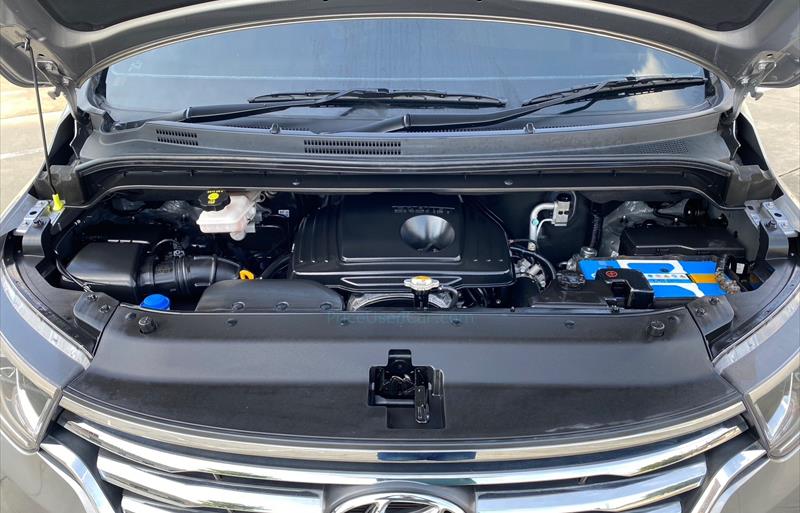 ขายรถตู้มือสอง-hyundai-ฮุนได-h-1-เอชวัน-รถปี2018-รหัส77735-2f89697a.jpg ขายรถตู้มือสอง-hyundai-ฮุนได-h-1-เอชวัน-รถปี2018-รหัส77735-2f89697a.jpg
