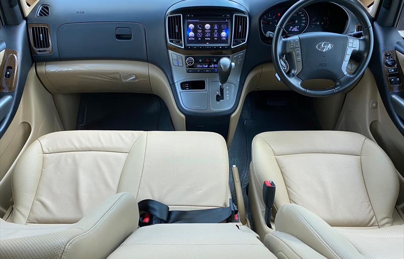 ขายรถตู้มือสอง-hyundai-ฮุนได-h-1-เอชวัน-รถปี2018-รหัส77735-7e71557a.jpg ขายรถตู้มือสอง-hyundai-ฮุนได-h-1-เอชวัน-รถปี2018-รหัส77735-7e71557a.jpg