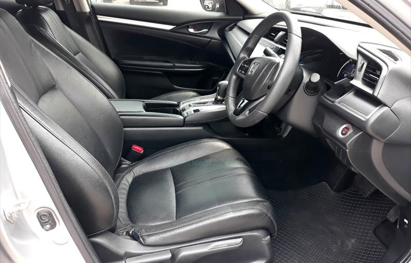 ขายรถเก๋งมือสอง-honda-ฮอนด้า-civic-ซีวิค-รถปี2018-รหัส77819-fab8ca91.jpg ขายรถเก๋งมือสอง-honda-ฮอนด้า-civic-ซีวิค-รถปี2018-รหัส77819-fab8ca91.jpg