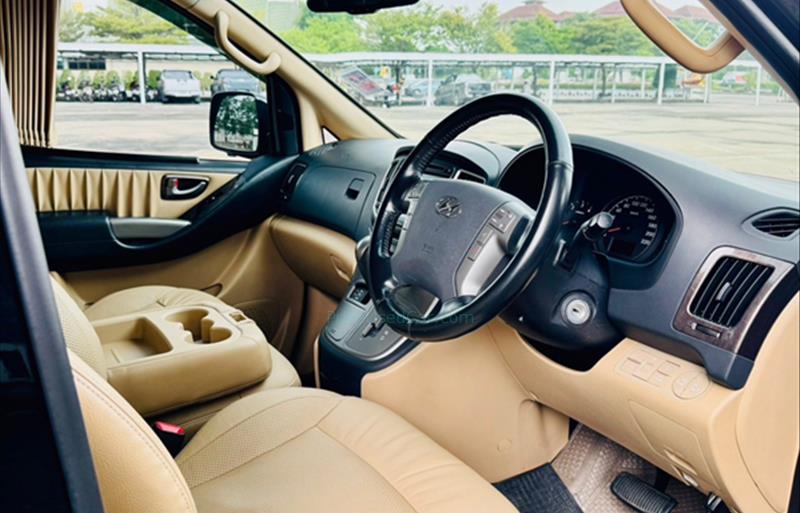 ขายรถตู้มือสอง-hyundai-ฮุนได-h-1-เอชวัน-รถปี2018-รหัส77834-0cc30085.jpg ขายรถตู้มือสอง-hyundai-ฮุนได-h-1-เอชวัน-รถปี2018-รหัส77834-0cc30085.jpg