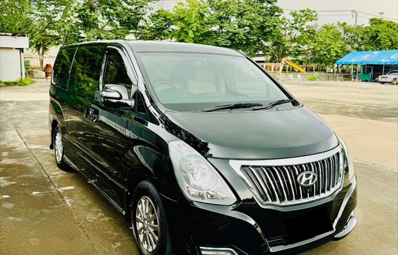 ขายรถตู้มือสอง hyundai h-1 รถปี2018 รหัส 77834 รูปที่3