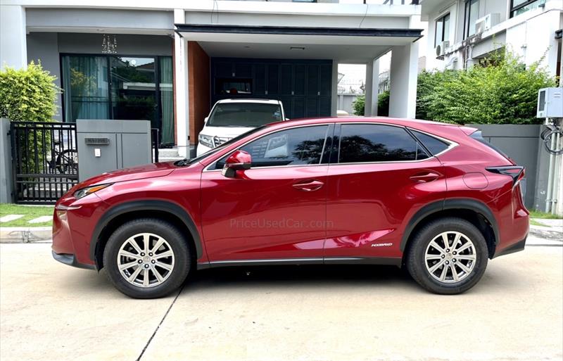 ขายรถเก๋งมือสอง lexus nx300h รถปี2016 รหัส 77845 รูปที่4