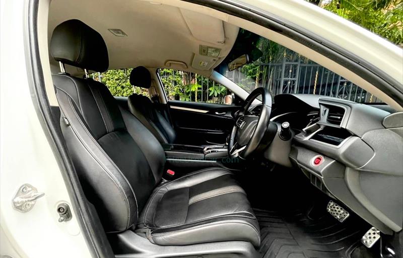 ขายรถเก๋งมือสอง-honda-ฮอนด้า-civic-ซีวิค-รถปี2020-รหัส77865-f6035a88.jpg ขายรถเก๋งมือสอง-honda-ฮอนด้า-civic-ซีวิค-รถปี2020-รหัส77865-f6035a88.jpg