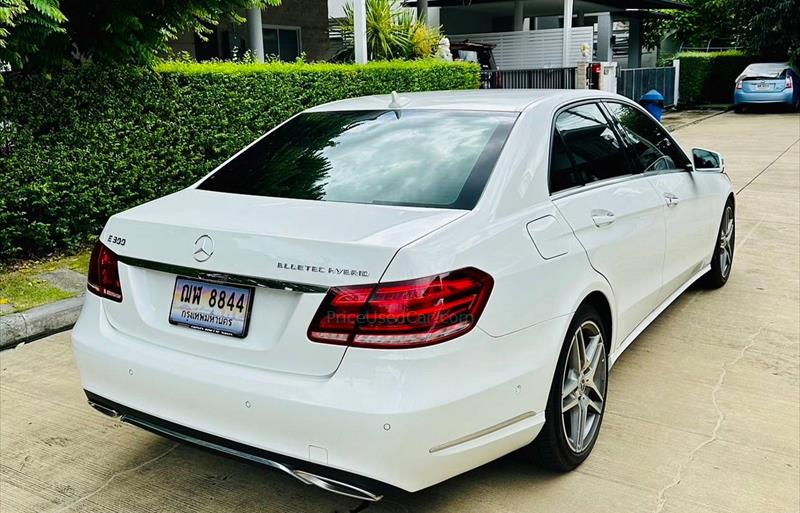 ขายรถเก๋งมือสอง-mercedes-benz-เมอร์เซเดสเบนซ์-e300-อีสามศูนย์ศูนย์-รถปี2015-รหัส77879-3f93aefa.jpg ขายรถเก๋งมือสอง-mercedes-benz-เมอร์เซเดสเบนซ์-e300-อีสามศูนย์ศูนย์-รถปี2015-รหัส77879-3f93aefa.jpg