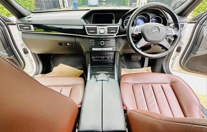 ขายรถเก๋งมือสอง-mercedes-benz-เมอร์เซเดสเบนซ์-e300-อีสามศูนย์ศูนย์-รถปี2015-รหัส77879-7f922560.jpg ขายรถเก๋งมือสอง-mercedes-benz-เมอร์เซเดสเบนซ์-e300-อีสามศูนย์ศูนย์-รถปี2015-รหัส77879-7f922560.jpg