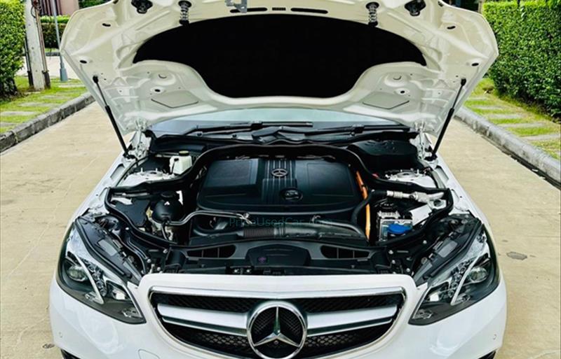 ขายรถเก๋งมือสอง-mercedes-benz-เมอร์เซเดสเบนซ์-e300-อีสามศูนย์ศูนย์-รถปี2015-รหัส77879-8760dc9b.jpg ขายรถเก๋งมือสอง-mercedes-benz-เมอร์เซเดสเบนซ์-e300-อีสามศูนย์ศูนย์-รถปี2015-รหัส77879-8760dc9b.jpg