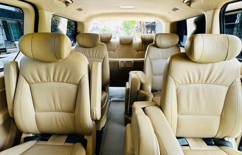 ขายรถตู้มือสอง hyundai h-1 รถปี2018 รหัส 77885 รูปที่11