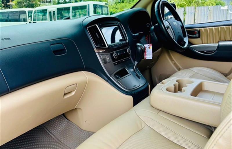 ขายรถตู้มือสอง-hyundai-ฮุนได-h-1-เอชวัน-รถปี2018-รหัส77885-e93de6ab.jpg ขายรถตู้มือสอง-hyundai-ฮุนได-h-1-เอชวัน-รถปี2018-รหัส77885-e93de6ab.jpg
