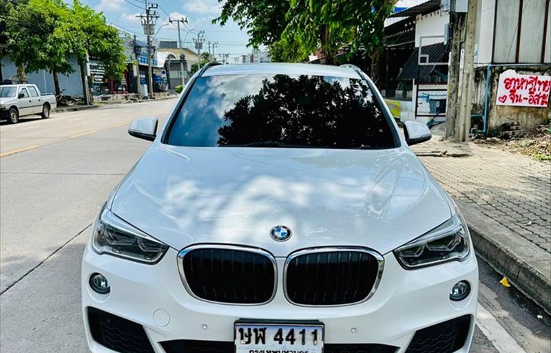 ขายรถ-suv-มือสอง-bmw-บีเอ็มดับบลิว-x1-เอ็กซ์1-รถปี2020-รหัส77886-c5d0d518.jpg ขายรถ-suv-มือสอง-bmw-บีเอ็มดับบลิว-x1-เอ็กซ์1-รถปี2020-รหัส77886-c5d0d518.jpg