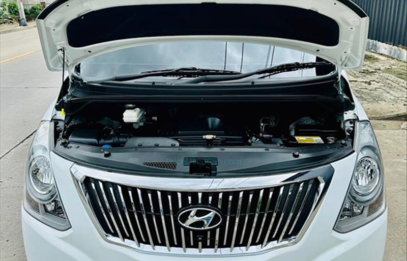 ขายรถตู้มือสอง-hyundai-ฮุนได-h-1-เอชวัน-รถปี2018-รหัส77889-383b7634.jpg ขายรถตู้มือสอง-hyundai-ฮุนได-h-1-เอชวัน-รถปี2018-รหัส77889-383b7634.jpg