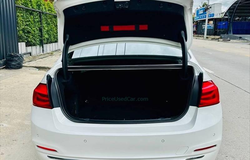 ขายรถเก๋งมือสอง-bmw-บีเอ็มดับบลิว-series-3-ซีรี่ย์3-รถปี2017-รหัส77891-dfc524ea.jpg ขายรถเก๋งมือสอง-bmw-บีเอ็มดับบลิว-series-3-ซีรี่ย์3-รถปี2017-รหัส77891-dfc524ea.jpg