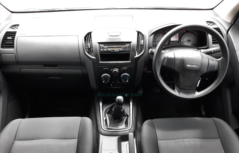 ขายรถกระบะมือสอง-isuzu-อีซูซุ-d-max-ดีแมคซ์-รถปี2019-รหัส77929-f4ee6705.jpg ขายรถกระบะมือสอง-isuzu-อีซูซุ-d-max-ดีแมคซ์-รถปี2019-รหัส77929-f4ee6705.jpg