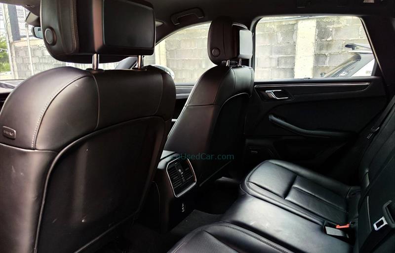 ขายรถเก๋งมือสอง-porsche-ปอร์เช่-macan-รถปี2022-รหัส77998-a22ba86e.jpg ขายรถเก๋งมือสอง-porsche-ปอร์เช่-macan-รถปี2022-รหัส77998-a22ba86e.jpg