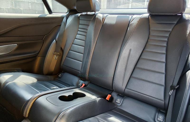 ขายรถเก๋งมือสอง-mercedes-benz-เมอร์เซเดสเบนซ์-e200-อีสองศูนย์ศูนย์-รถปี2018-รหัส78000-15e2e8e0.jpg ขายรถเก๋งมือสอง-mercedes-benz-เมอร์เซเดสเบนซ์-e200-อีสองศูนย์ศูนย์-รถปี2018-รหัส78000-15e2e8e0.jpg