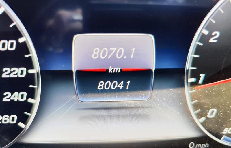 ขายรถเก๋งมือสอง-mercedes-benz-เมอร์เซเดสเบนซ์-e200-อีสองศูนย์ศูนย์-รถปี2018-รหัส78000-6246a449.jpg ขายรถเก๋งมือสอง-mercedes-benz-เมอร์เซเดสเบนซ์-e200-อีสองศูนย์ศูนย์-รถปี2018-รหัส78000-6246a449.jpg