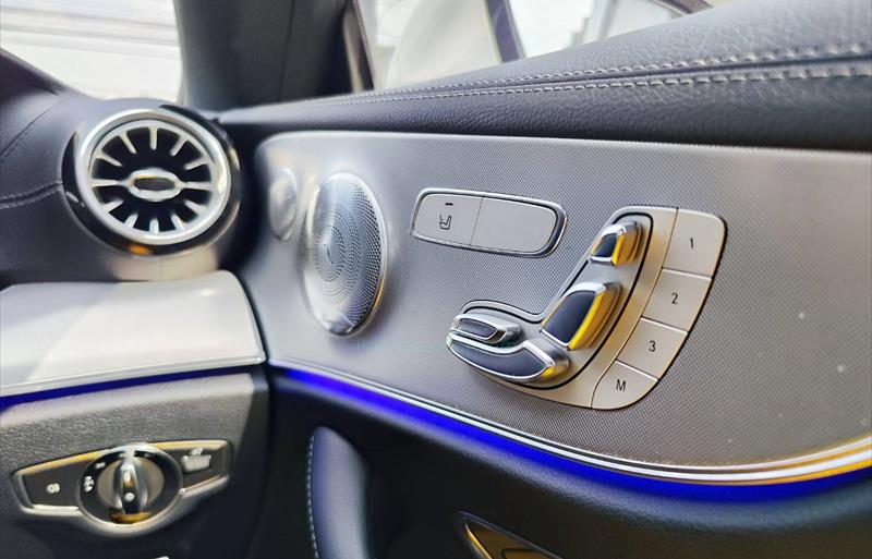 ขายรถเก๋งมือสอง-mercedes-benz-เมอร์เซเดสเบนซ์-e200-อีสองศูนย์ศูนย์-รถปี2018-รหัส78000-f566299d.jpg ขายรถเก๋งมือสอง-mercedes-benz-เมอร์เซเดสเบนซ์-e200-อีสองศูนย์ศูนย์-รถปี2018-รหัส78000-f566299d.jpg