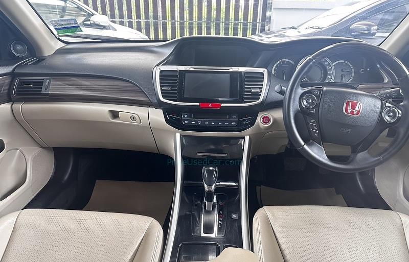ขายรถเก๋งมือสอง-honda-ฮอนด้า-accord-แอคคอร์ด-รถปี2019-รหัส78005-2e388d0f.jpg ขายรถเก๋งมือสอง-honda-ฮอนด้า-accord-แอคคอร์ด-รถปี2019-รหัส78005-2e388d0f.jpg