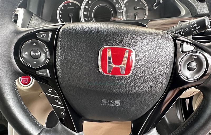 ขายรถเก๋งมือสอง-honda-ฮอนด้า-accord-แอคคอร์ด-รถปี2019-รหัส78005-ca0c5360.jpg ขายรถเก๋งมือสอง-honda-ฮอนด้า-accord-แอคคอร์ด-รถปี2019-รหัส78005-ca0c5360.jpg