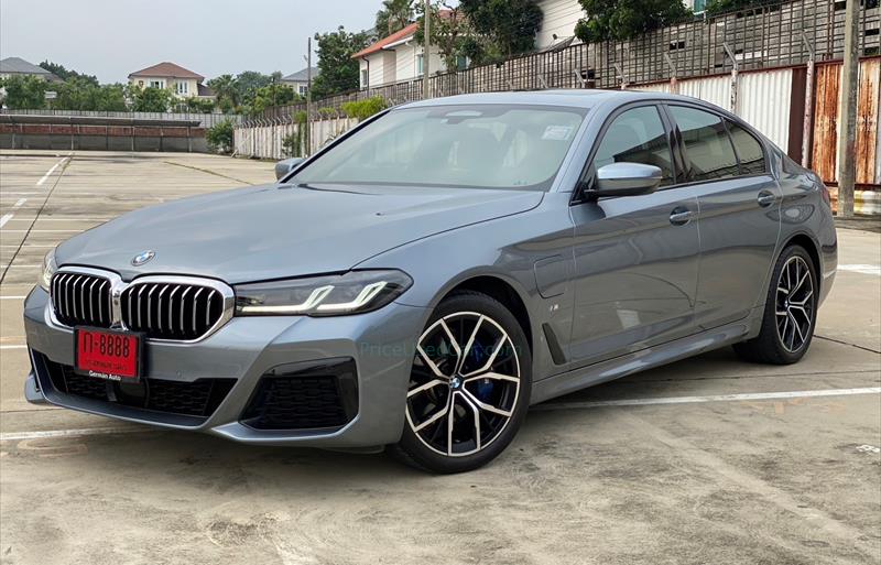 รถเก๋งมือสอง BMW 530i รถปี 2021