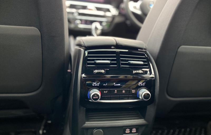 ขายรถเก๋งมือสอง-bmw-บีเอ็มดับบลิว-530i-รถปี2021-รหัส78024-d6cc0e0c.jpg ขายรถเก๋งมือสอง-bmw-บีเอ็มดับบลิว-530i-รถปี2021-รหัส78024-d6cc0e0c.jpg