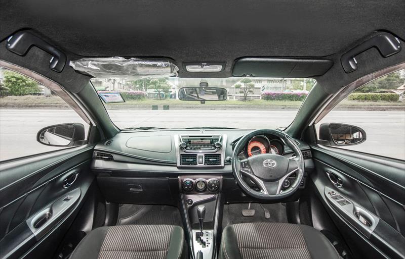 ขายรถเก๋งมือสอง-toyota-โตโยต้า-yaris-ยาริส-รถปี2015-รหัส78027-2e5f10b2.jpg ขายรถเก๋งมือสอง-toyota-โตโยต้า-yaris-ยาริส-รถปี2015-รหัส78027-2e5f10b2.jpg