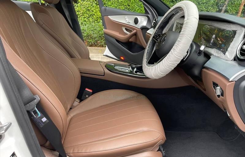 ขายรถเก๋งมือสอง-mercedes-benz-เมอร์เซเดสเบนซ์-e300-อีสามศูนย์ศูนย์-รถปี2023-รหัส78037-64f904ae.jpg ขายรถเก๋งมือสอง-mercedes-benz-เมอร์เซเดสเบนซ์-e300-อีสามศูนย์ศูนย์-รถปี2023-รหัส78037-64f904ae.jpg