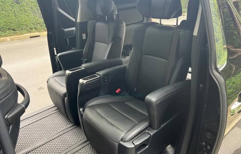 ขายรถตู้มือสอง toyota alphard รถปี2018 รหัส 78040 รูปที่10