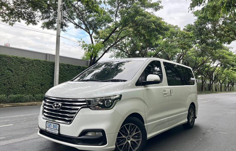 รถตู้มือสอง HYUNDAI H-1 รถปี 2019