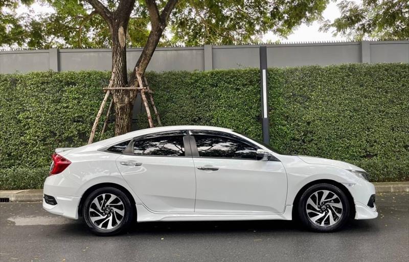 ขายรถเก๋งมือสอง-honda-ฮอนด้า-civic-ซีวิค-รถปี2017-รหัส78053-a1c0c18e.jpg ขายรถเก๋งมือสอง-honda-ฮอนด้า-civic-ซีวิค-รถปี2017-รหัส78053-a1c0c18e.jpg